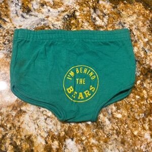Vintage I’m behind the bears Baylor baby shorts